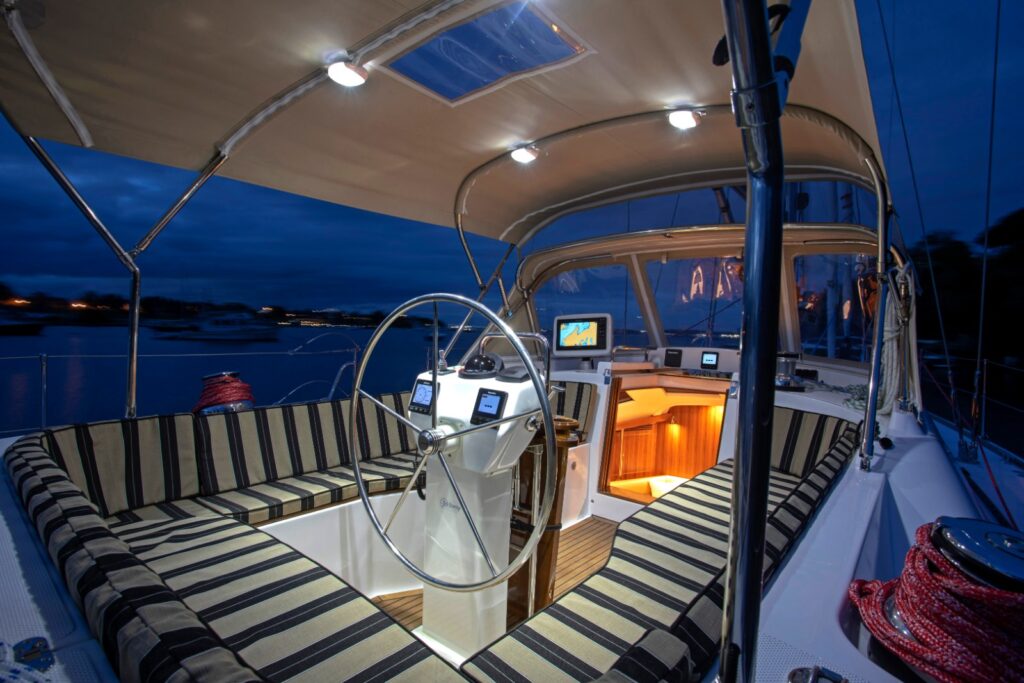Hylas H48 cockpit