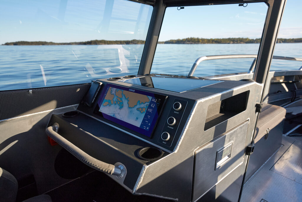 Viggo C8.1 Passenger helm