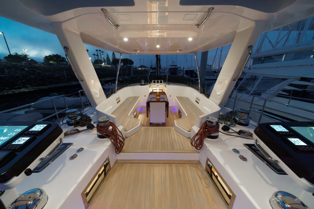 Hylas H57 bimini lighting