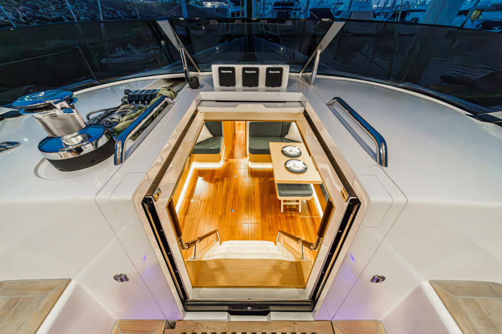 Hylas H57 companionway