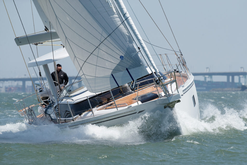 Hylas Yachts H57 sailing